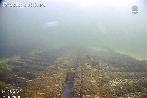 Man and daughter find remains of what could be a ship that ran aground during Peshtigo Fire in 1800s